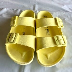 Birkenstock Youth Girl's Arizona Slip On Slide Sandals Yellow‎ Size 2